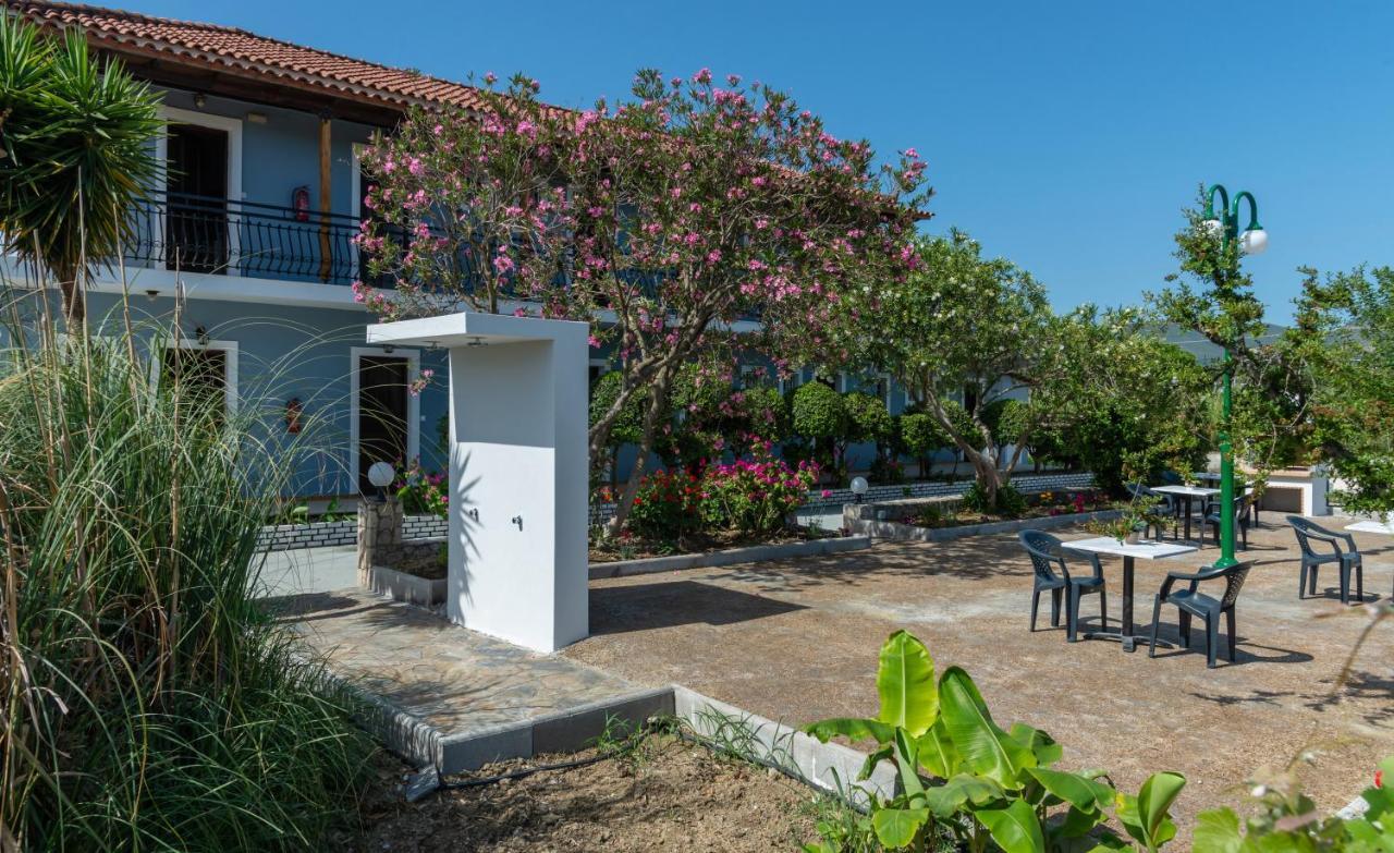 Nicole Studios Laganas Buitenkant foto